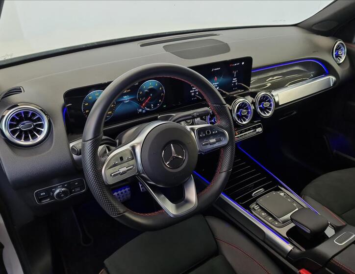 Mercedes-Benz GLB 9