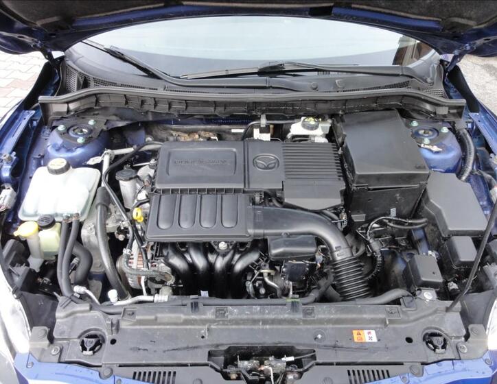 Mazda 3 24