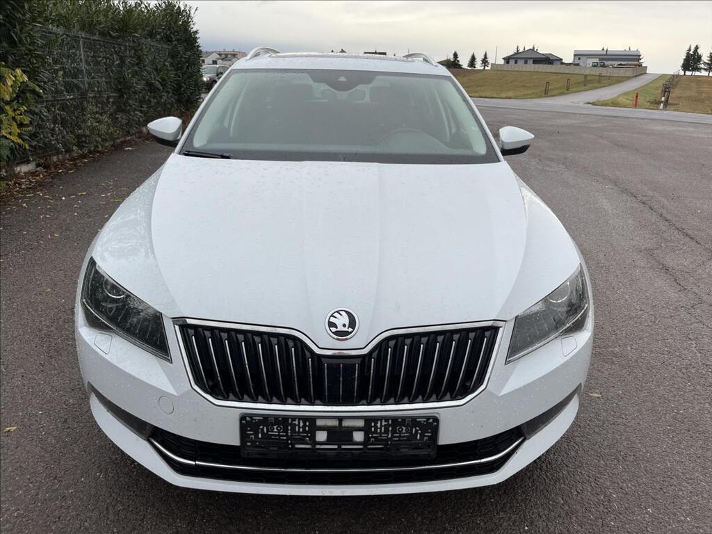 Škoda Superb 2