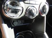Peugeot 208 35
