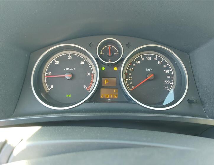 Opel Zafira 26