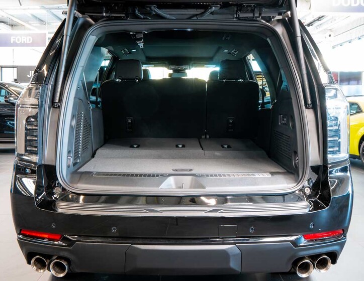 Chevrolet Tahoe 8