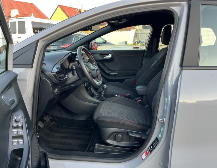 Ford Puma 16
