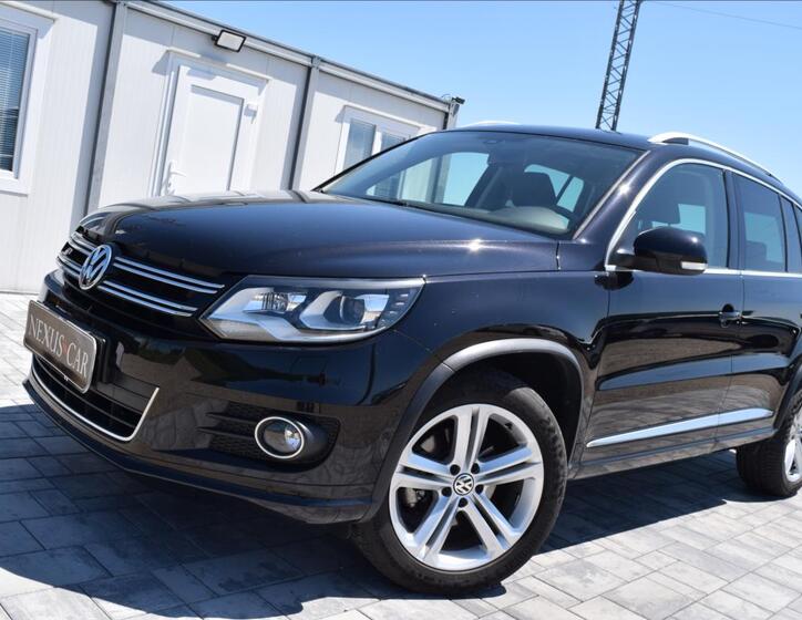 Volkswagen Tiguan 1