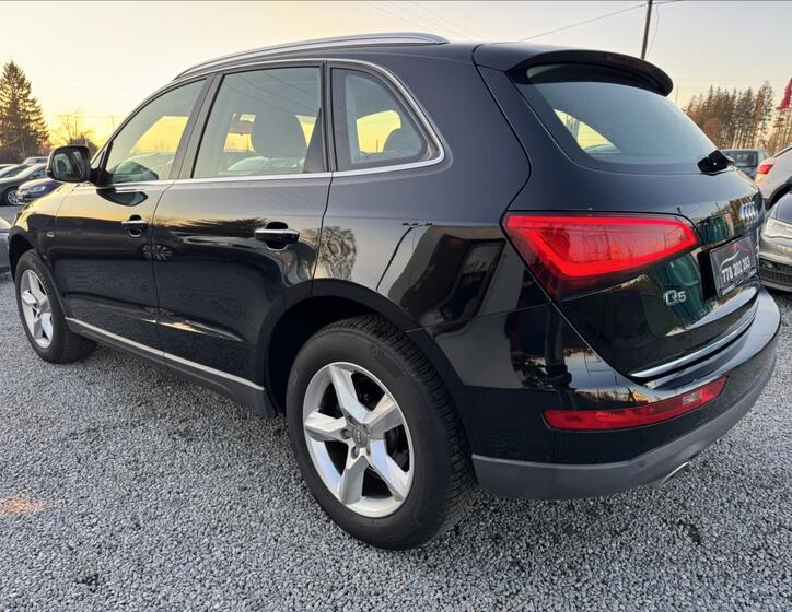 Audi Q5 5