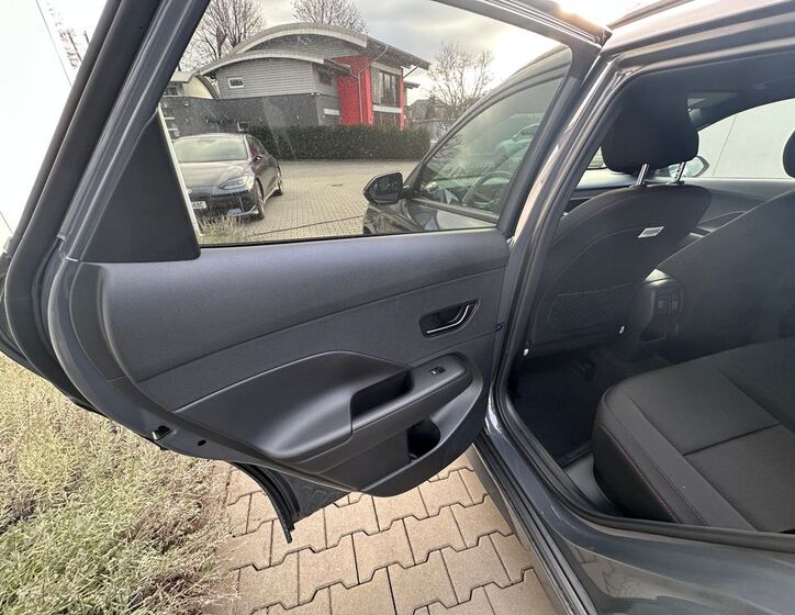 Hyundai Kona 13