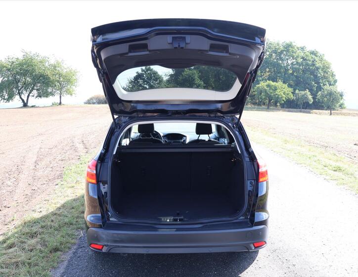Ford Focus 9