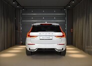 Volvo XC60 4