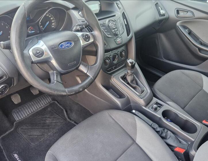 Ford Focus 11