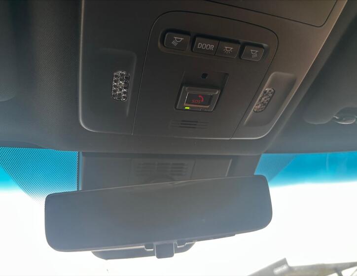 Toyota Camry 14