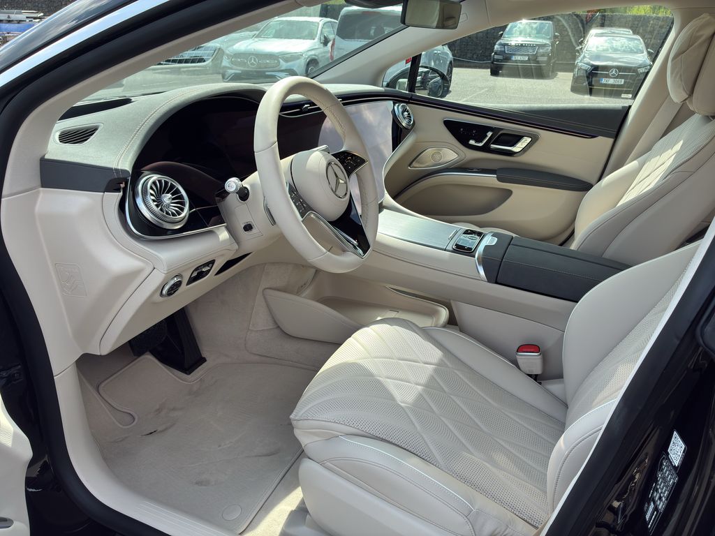 Mercedes-Benz EQS