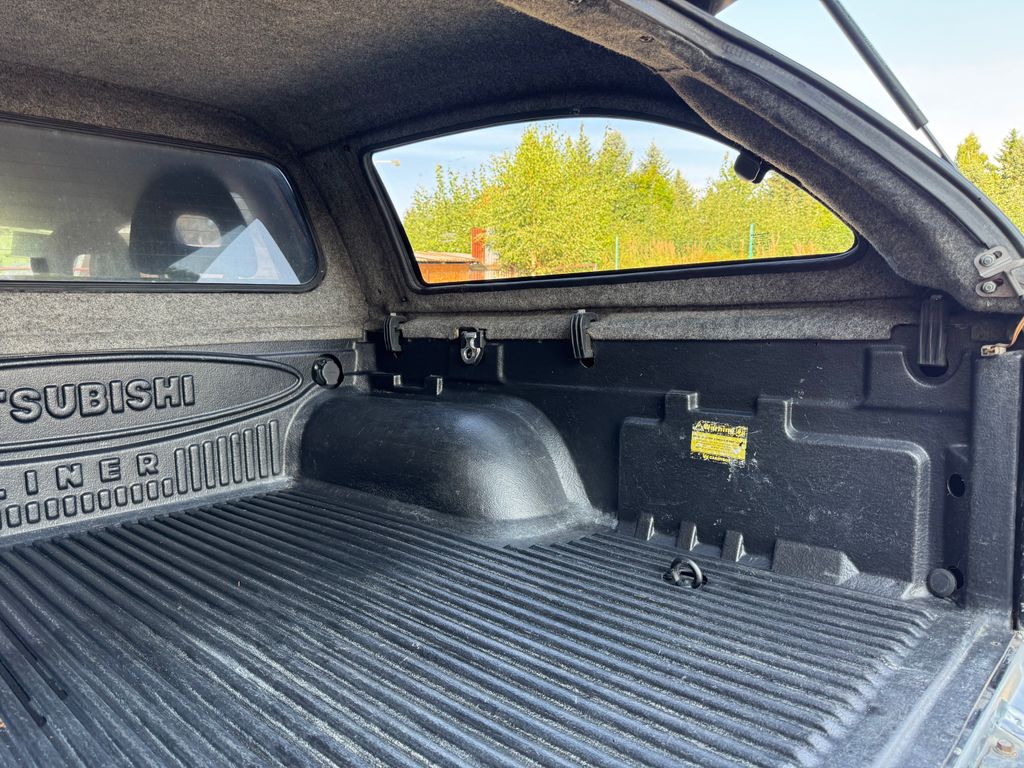Mitsubishi L200