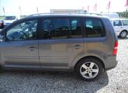 Volkswagen Touran 9