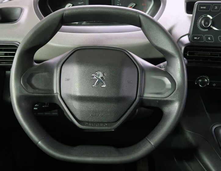 Peugeot Rifter 15