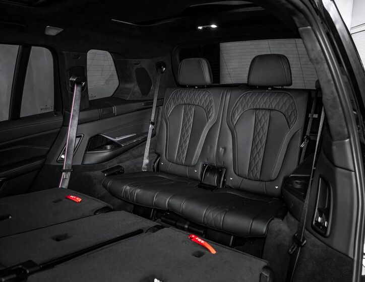 BMW X7 17