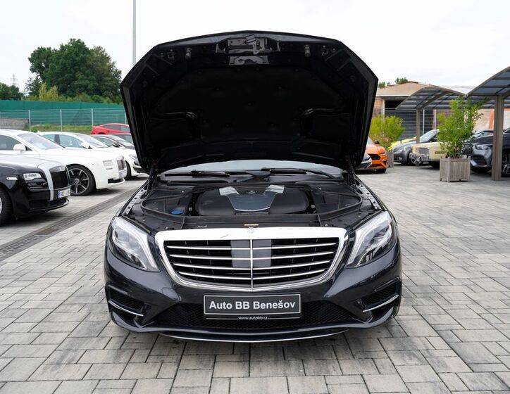 Mercedes-Benz Třídy S 9