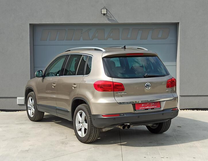Volkswagen Tiguan 8