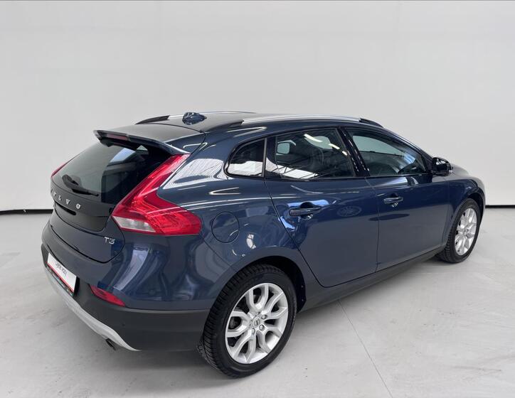 Volvo V40 2