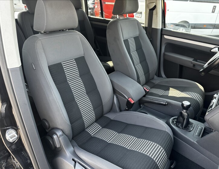 Volkswagen Touran 22