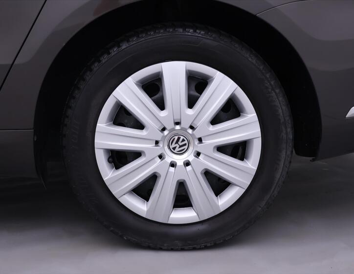Volkswagen Passat 30