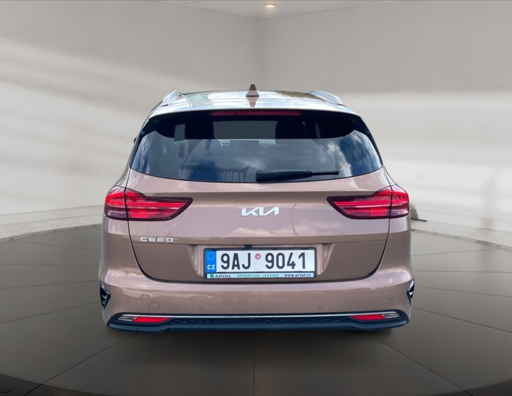 KIA Ceed 5