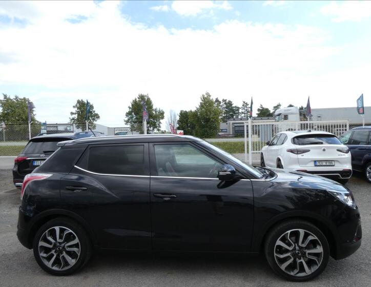 SsangYong Tivoli 12