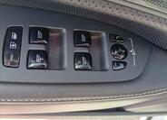 Volvo S90 17