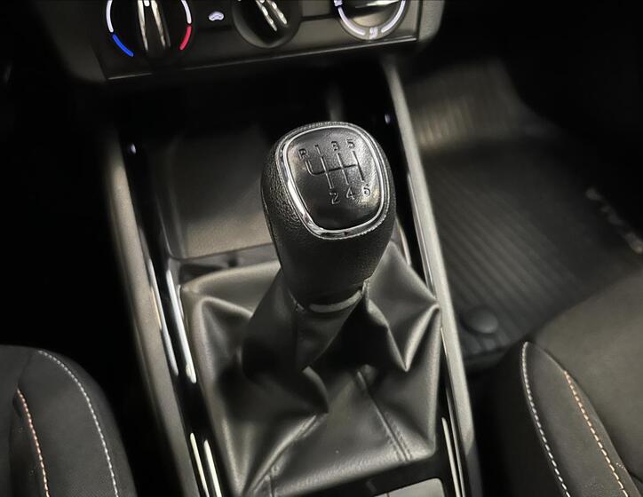 Škoda Scala 12