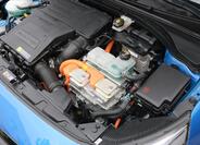 Hyundai IONIQ 68