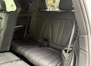 BMW X7 11