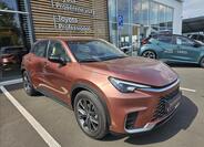 Lexus LBX 17