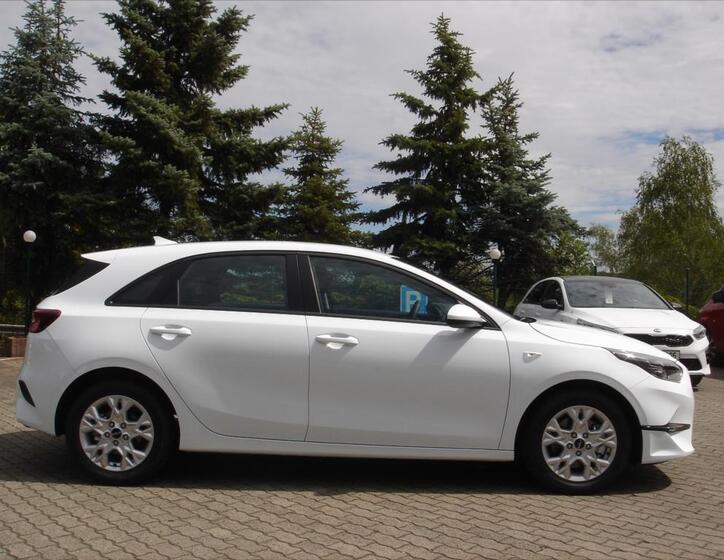KIA Ceed 11