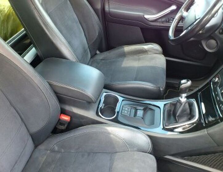 Ford Galaxy 21
