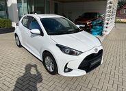 Toyota Yaris 8