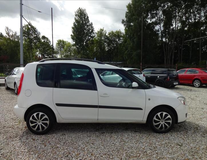 Škoda Roomster 8