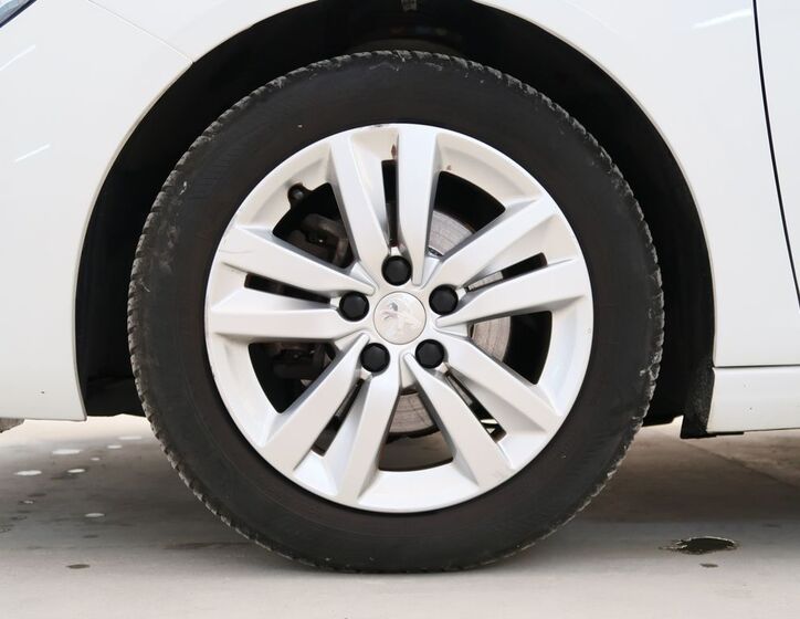 Peugeot 308 10