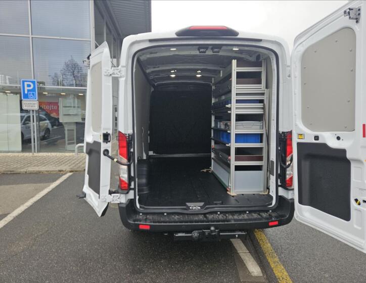 Ford Transit 12