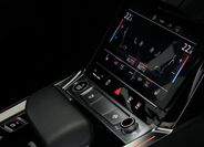 Audi e-tron 25