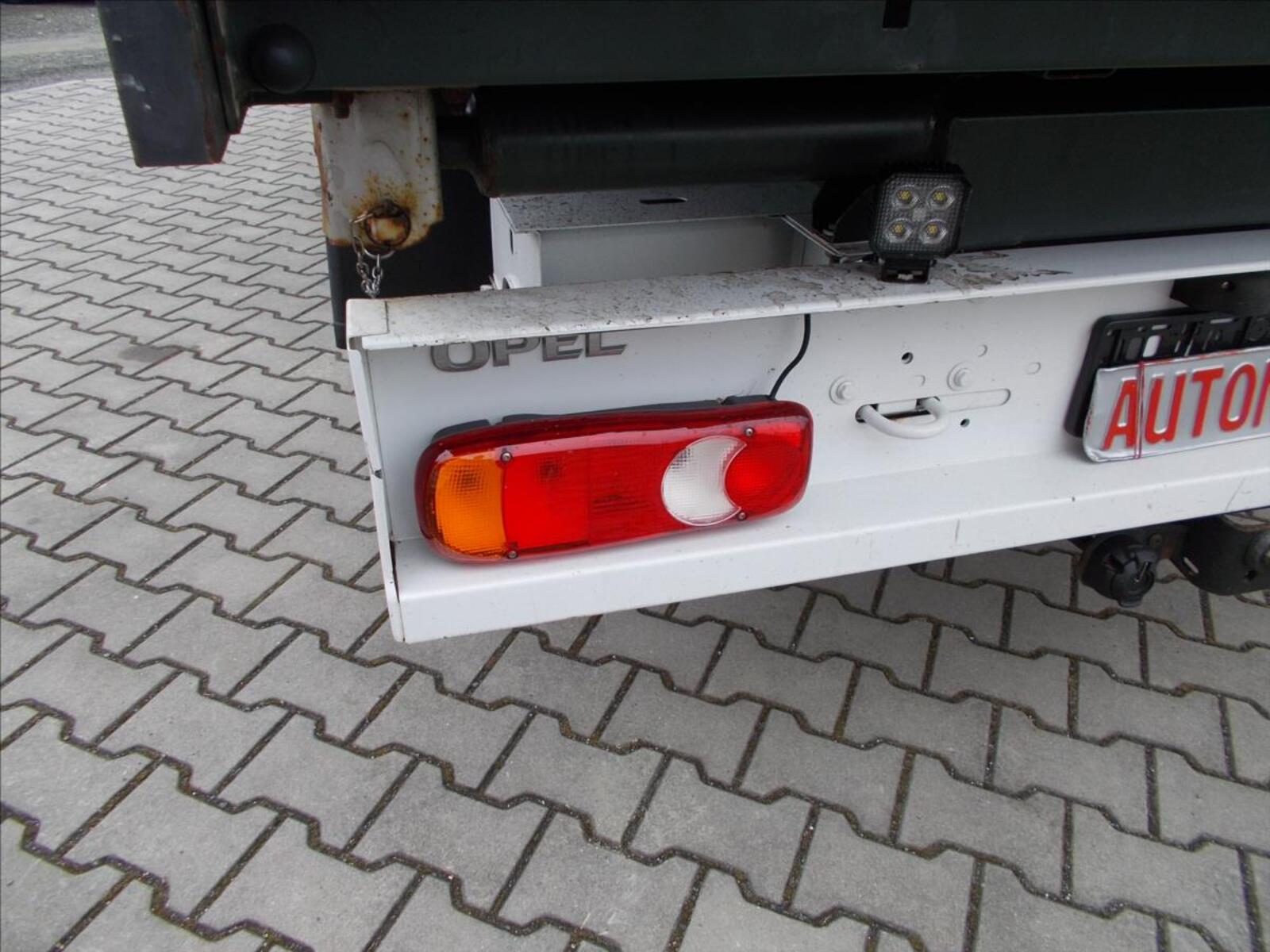 Opel Movano 11