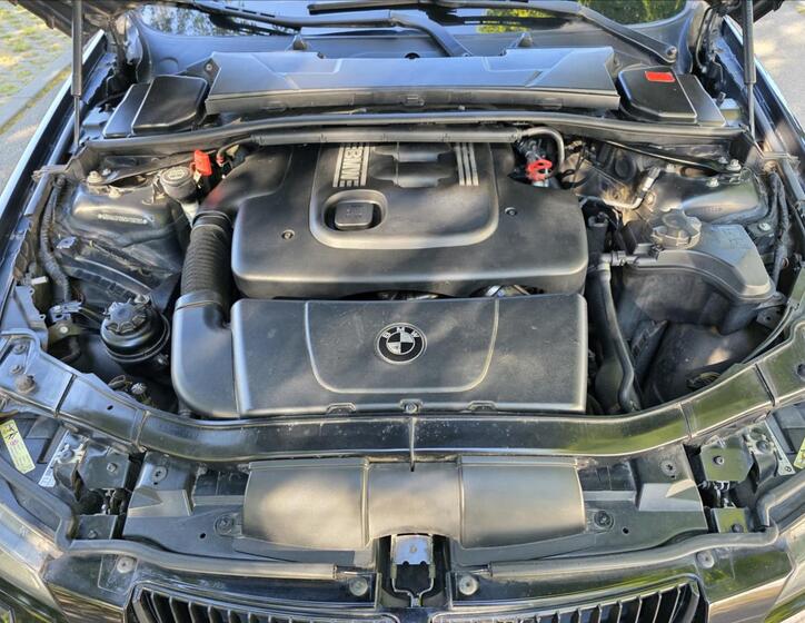BMW Řada 3 30