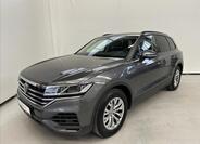 Volkswagen Touareg 1