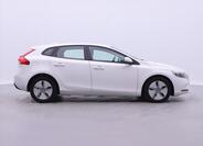 Volvo V40 8