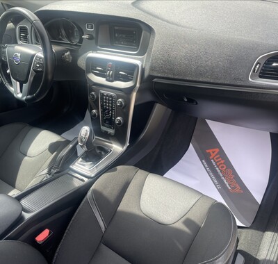 Volvo V40 22