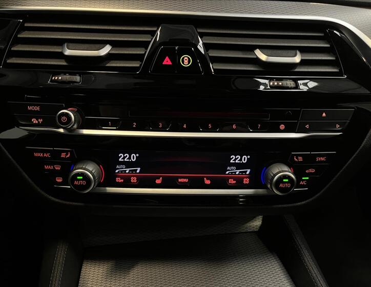 BMW Řada 5 13