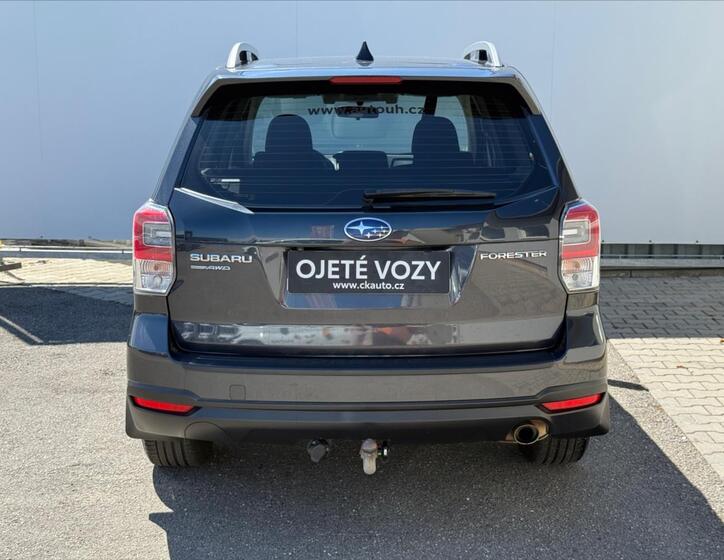 Subaru Forester 5