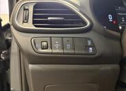 Hyundai i30 16