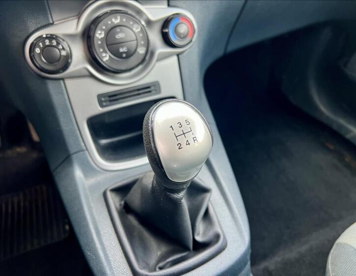 Ford Fiesta 26