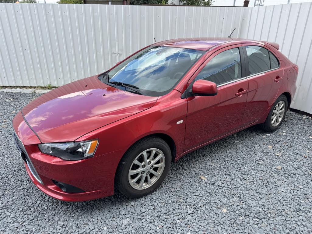 Mitsubishi Lancer