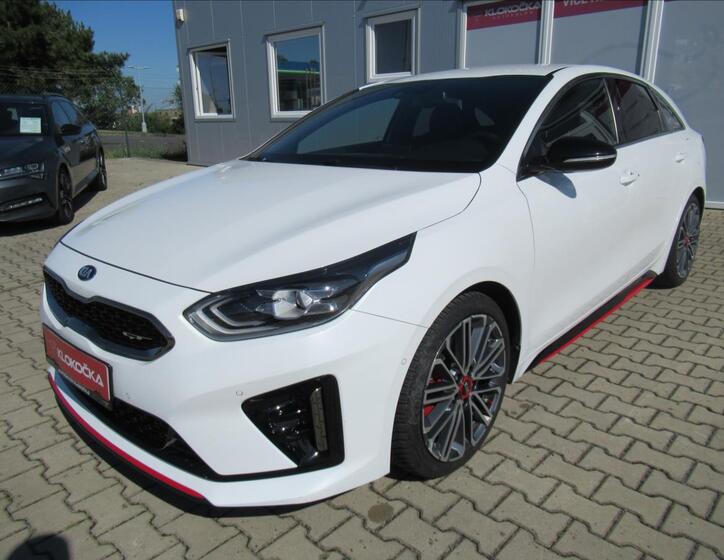 KIA ProCeed 1