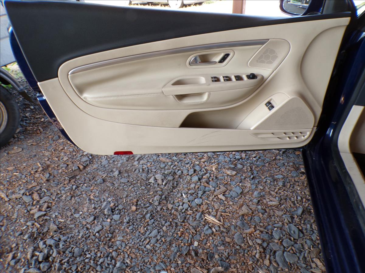 Volkswagen EOS